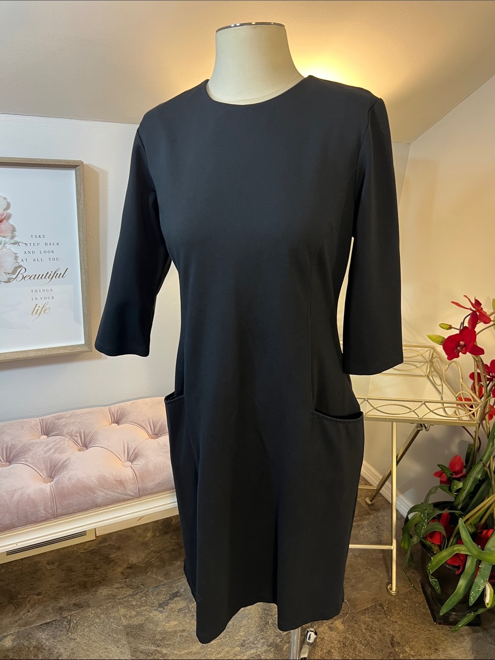 J. McLaughlin Catalyst Black Knee Length Sheath Dress with Pockets Size Large